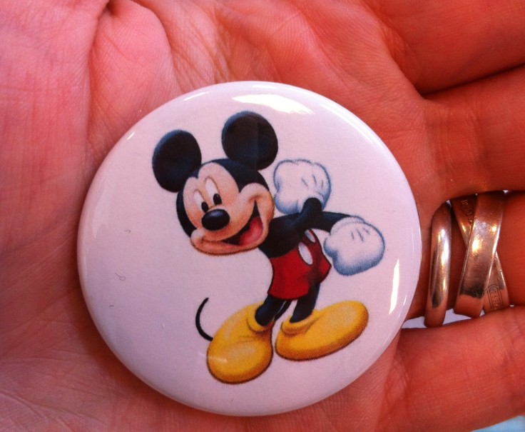badge Disney